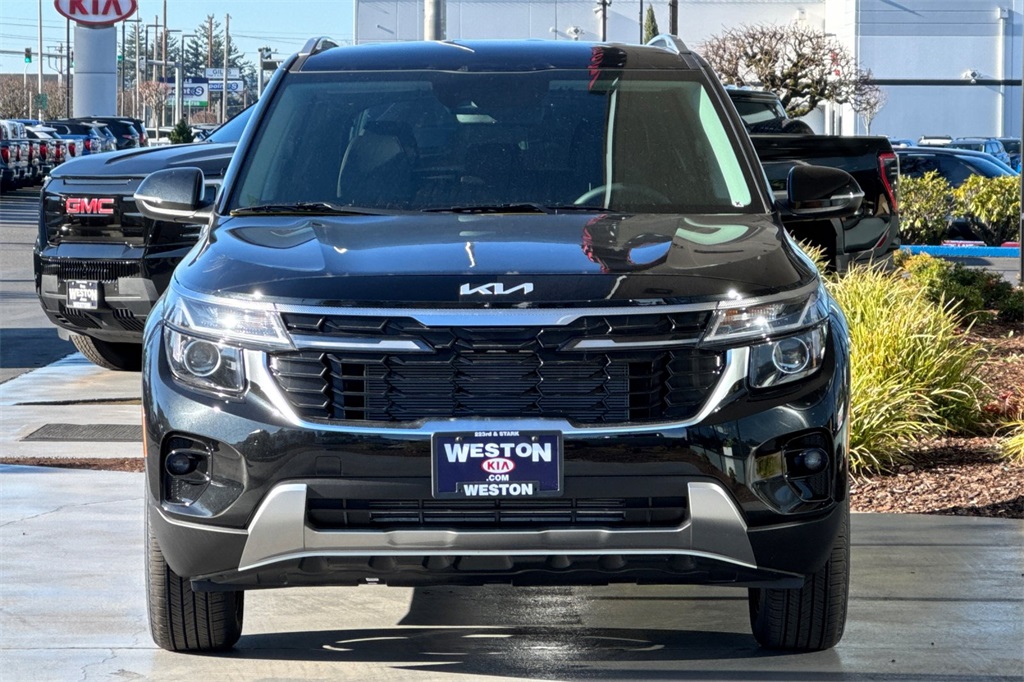 new 2026 Kia Seltos car, priced at $28,930