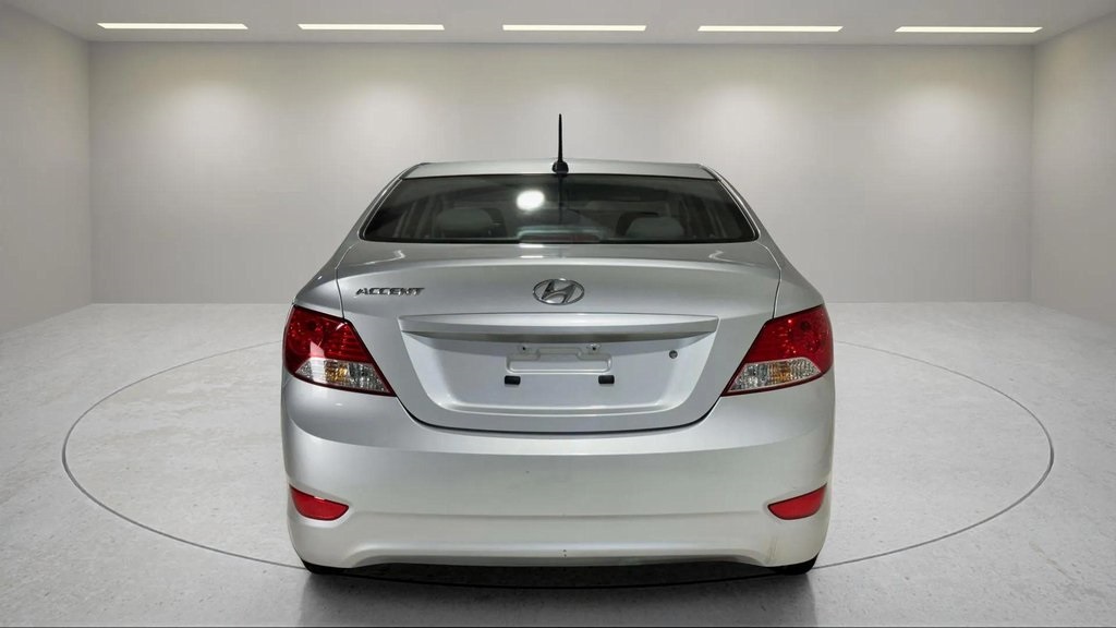 2013 Hyundai Accent GLS photo 4