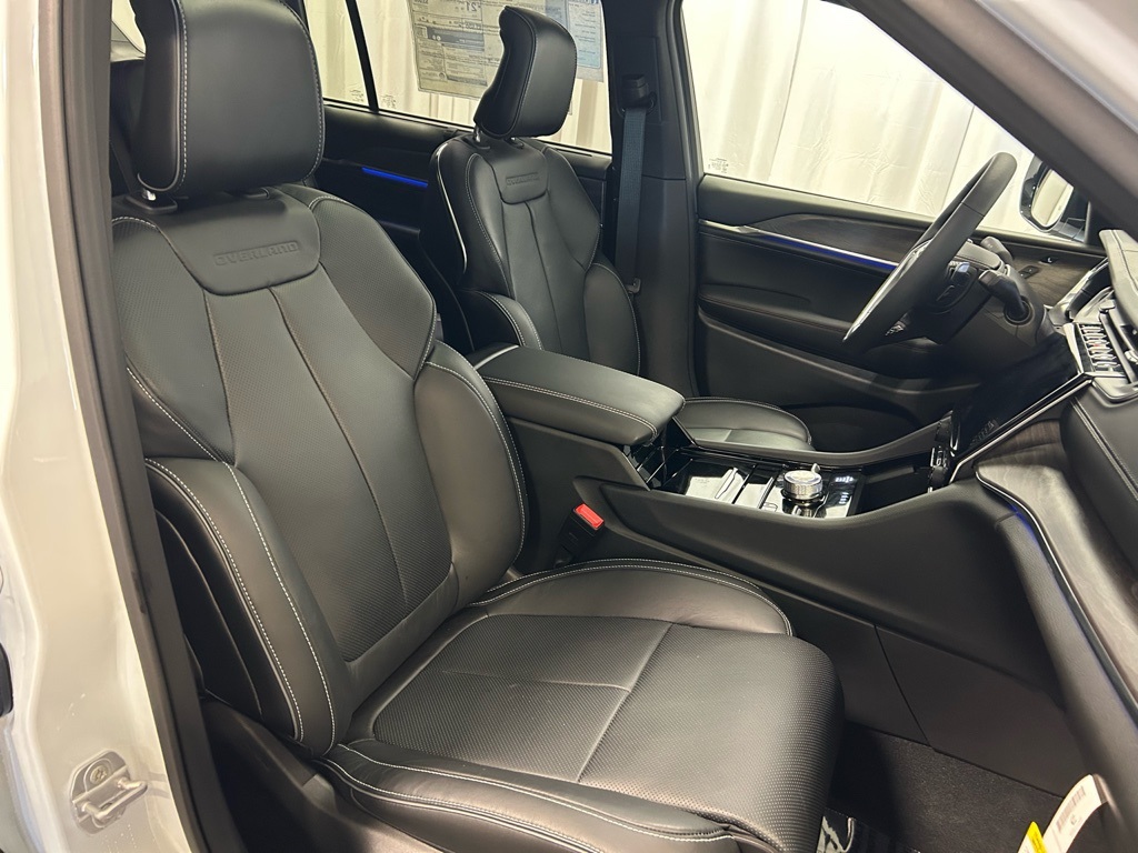 new 2025 Jeep Grand Cherokee L car, priced at $60,653