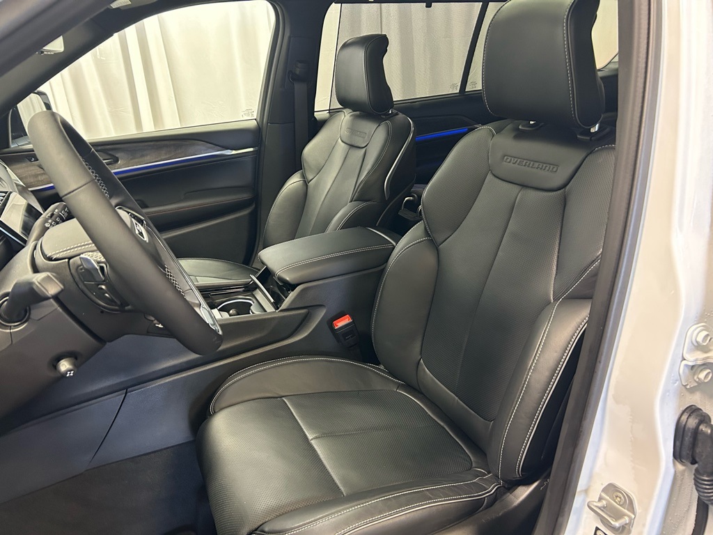 new 2025 Jeep Grand Cherokee L car, priced at $60,653