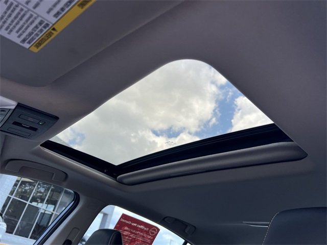 2023 Gray Sky Pearl Nissan Altima 2.5 SR FWD Sedan