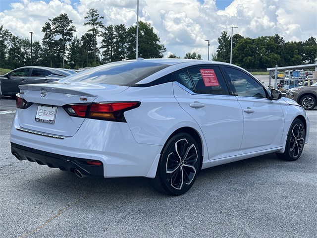 2023 Gray Sky Pearl Nissan Altima 2.5 SR FWD Sedan