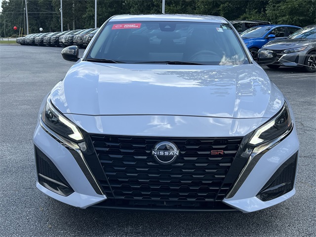2023 Gray Sky Pearl Nissan Altima 2.5 SR FWD Sedan