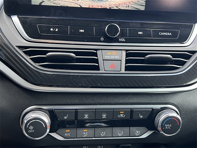 2023 Gray Sky Pearl Nissan Altima 2.5 SR FWD Sedan