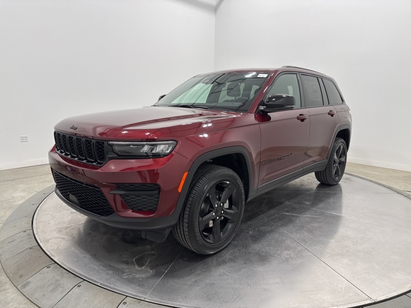 2025 Jeep Grand Cherokee Altitude X photo 3