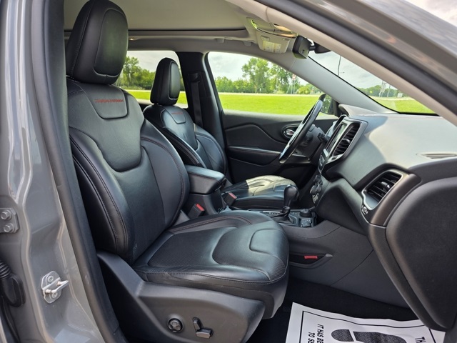 2019 Jeep Cherokee Trailhawk
