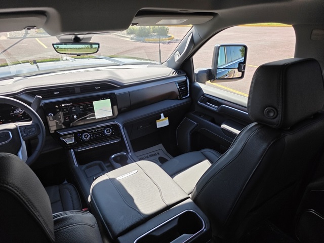 2026 GMC Sierra 3500HD Denali