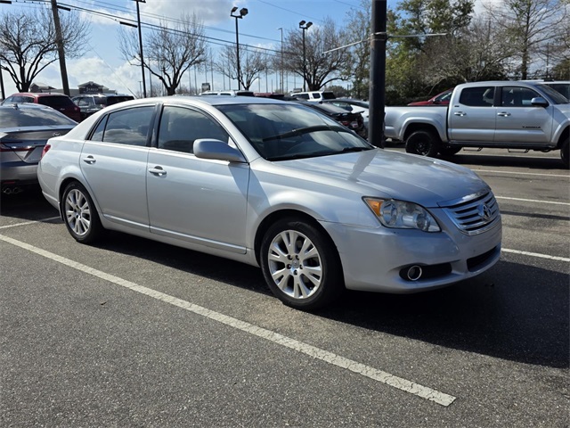 2010 Toyota Avalon XLS