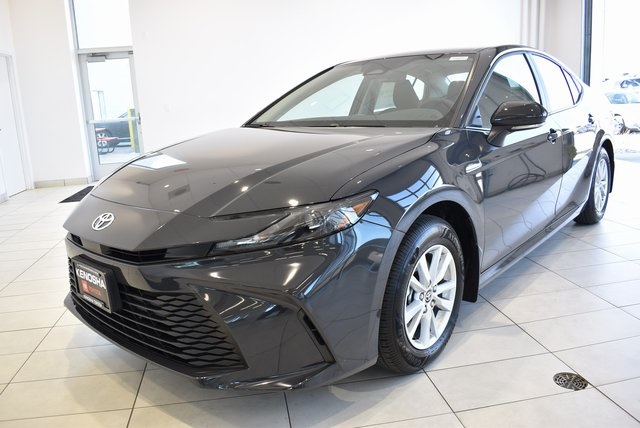 2026 Toyota Camry LE photo 2