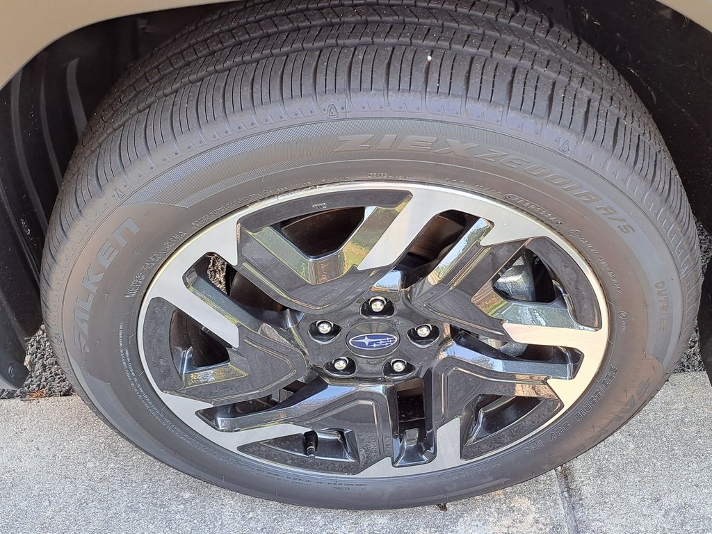 2025 Subaru Forester Hybrid Limited SUV AWD 15