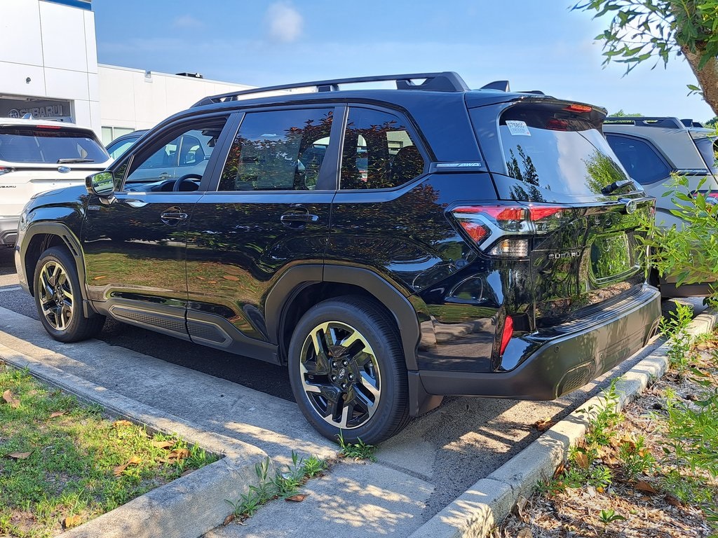 2025 Subaru Forester Hybrid Limited SUV AWD 3
