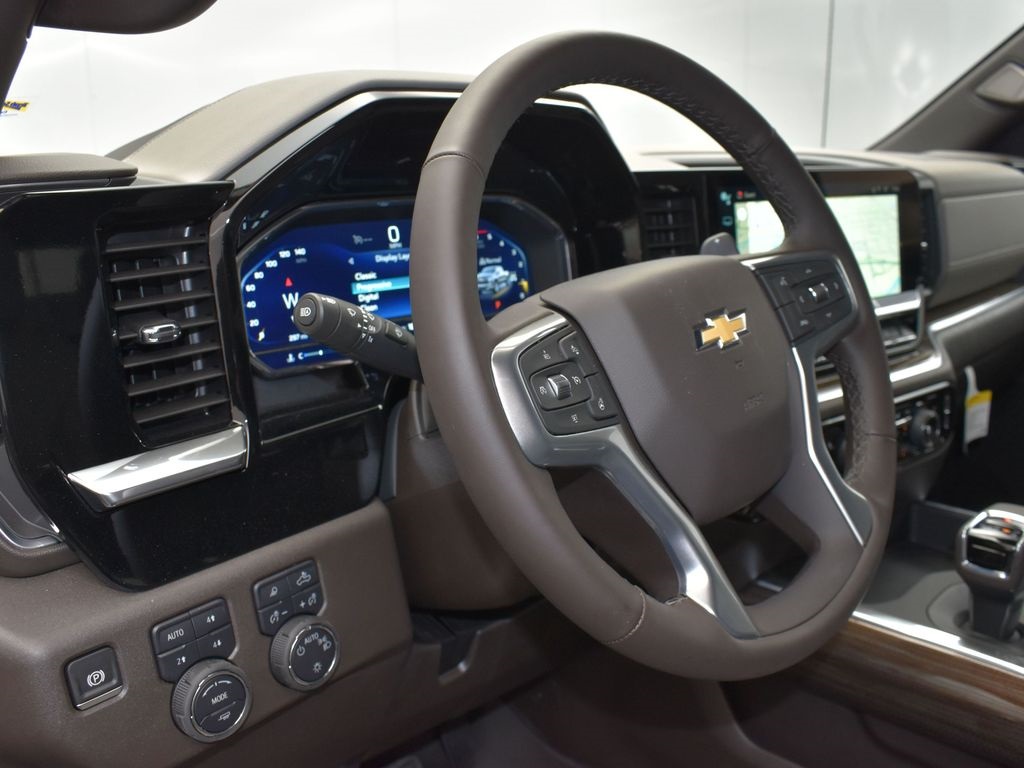 2025 Cypress Gray Chevrolet Silverado 1500 LT 4X4 Truck