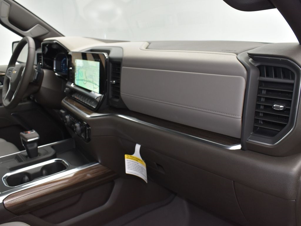 2025 Cypress Gray Chevrolet Silverado 1500 LT 4X4 Truck