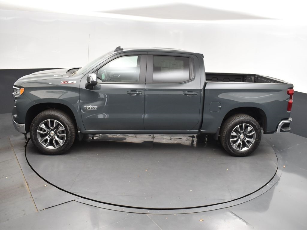 2025 Cypress Gray Chevrolet Silverado 1500 LT 4X4 Truck