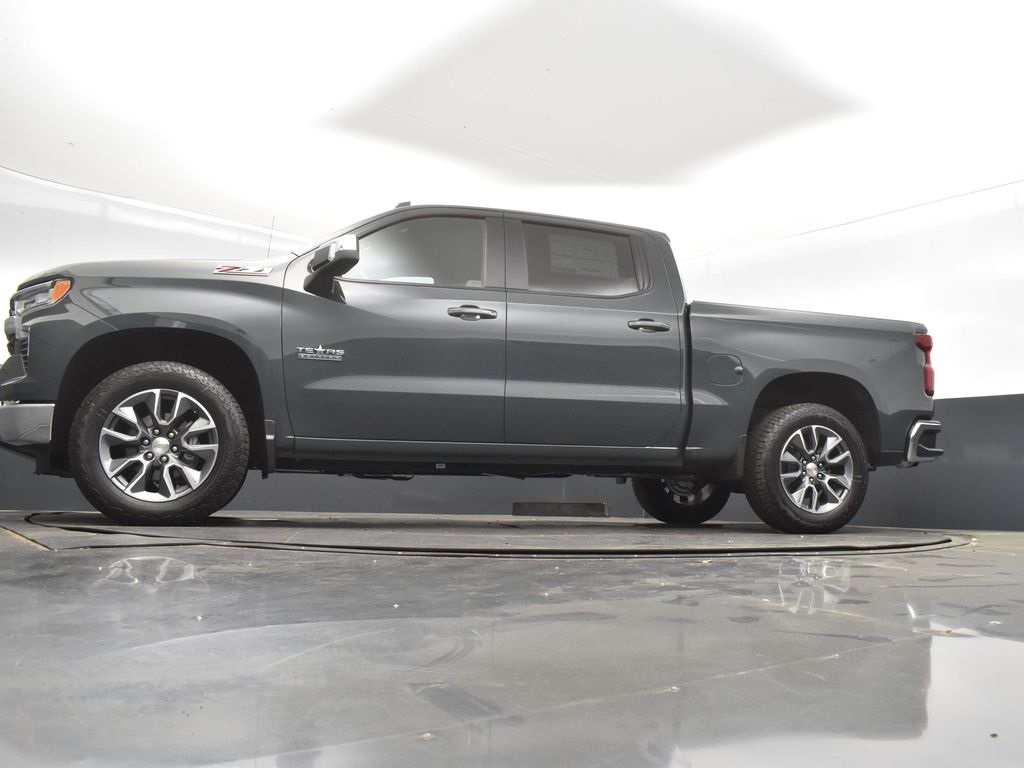 2025 Cypress Gray Chevrolet Silverado 1500 LT 4X4 Truck
