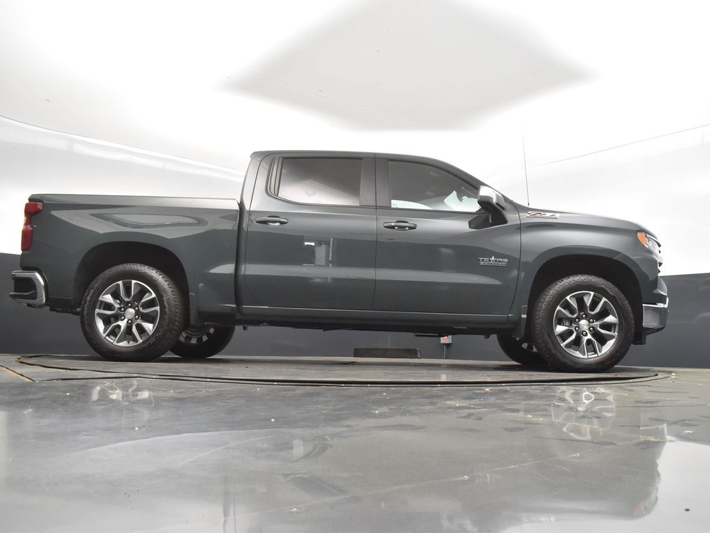 2025 Cypress Gray Chevrolet Silverado 1500 LT 4X4 Truck