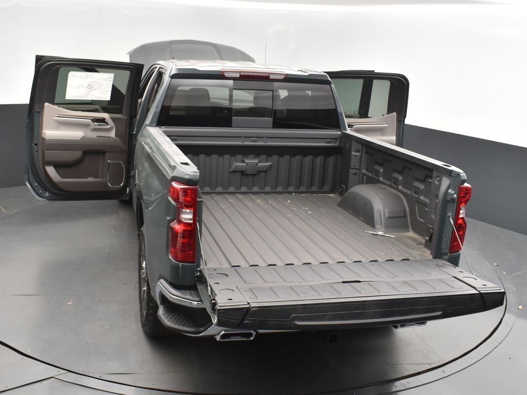 2025 Cypress Gray Chevrolet Silverado 1500 LT 4X4 Truck