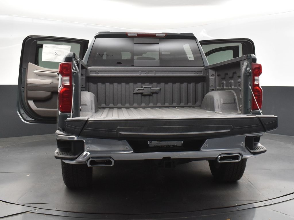 2025 Cypress Gray Chevrolet Silverado 1500 LT 4X4 Truck