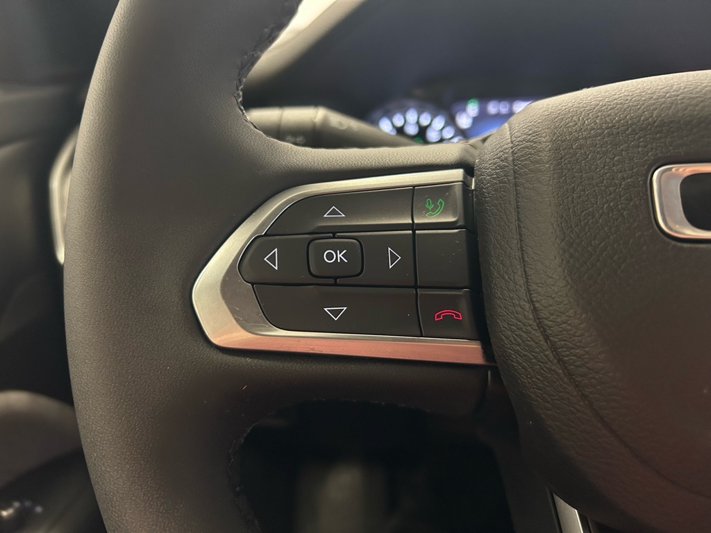 used 2023 Jeep Compass car, priced at $22,960