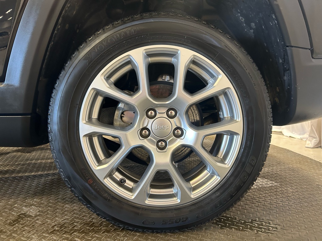 used 2023 Jeep Compass car, priced at $22,960