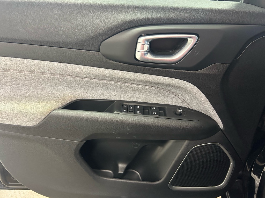 used 2023 Jeep Compass car, priced at $22,960