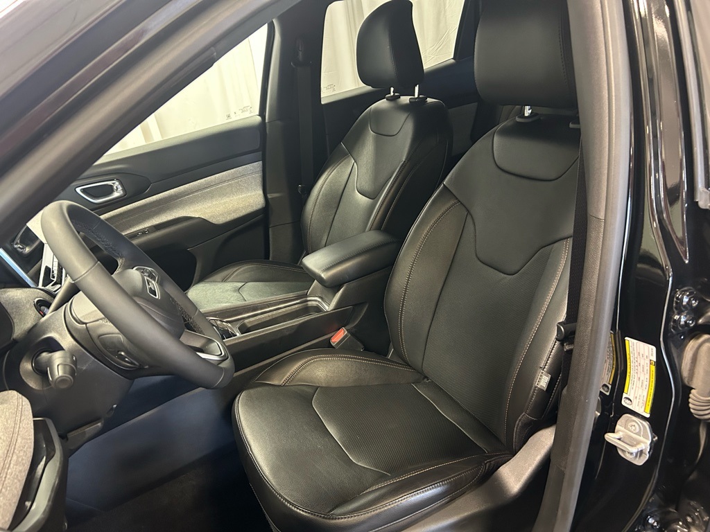 used 2023 Jeep Compass car, priced at $22,960