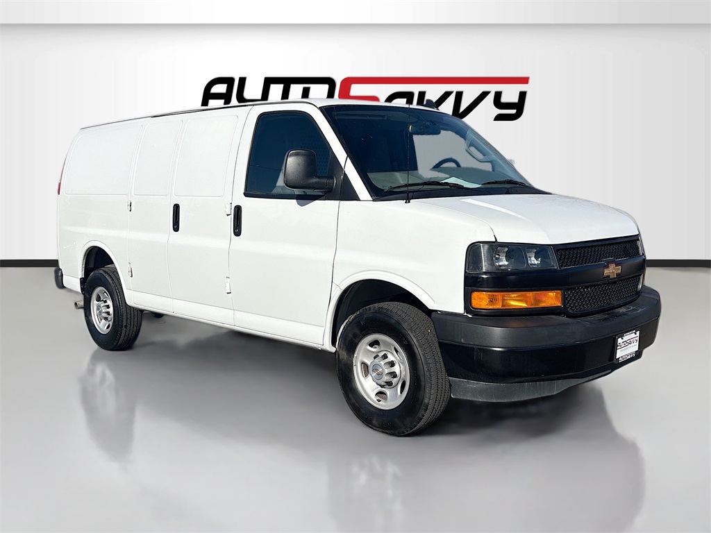2024 Chevrolet Express Cargo Work Van's photo
