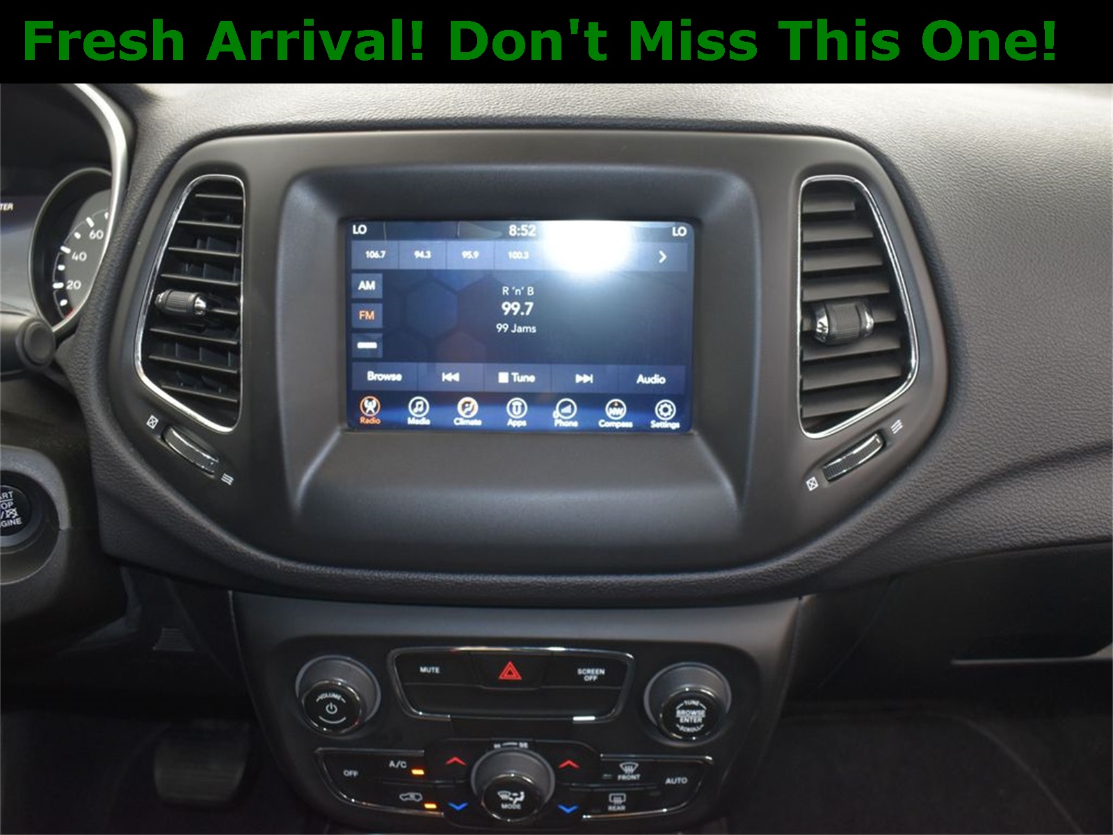 2017 Olive Green Pearlcoat Jeep Compass Latitude 4X4 SUV