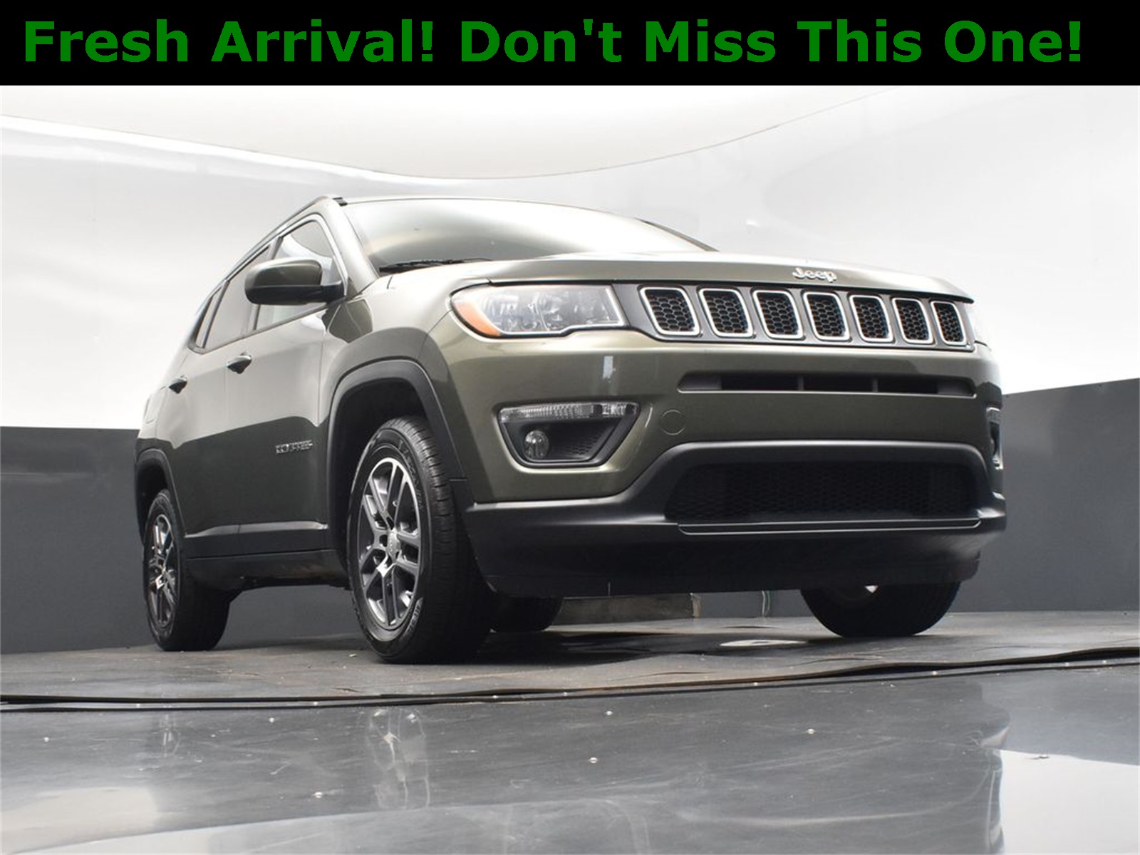 2017 Olive Green Pearlcoat Jeep Compass Latitude 4X4 SUV