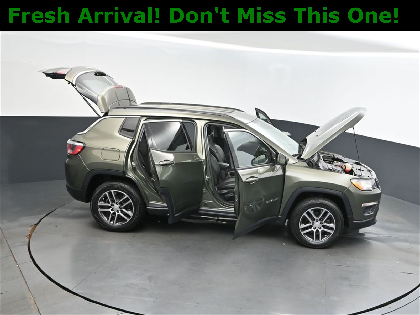 2017 Olive Green Pearlcoat Jeep Compass Latitude 4X4 SUV