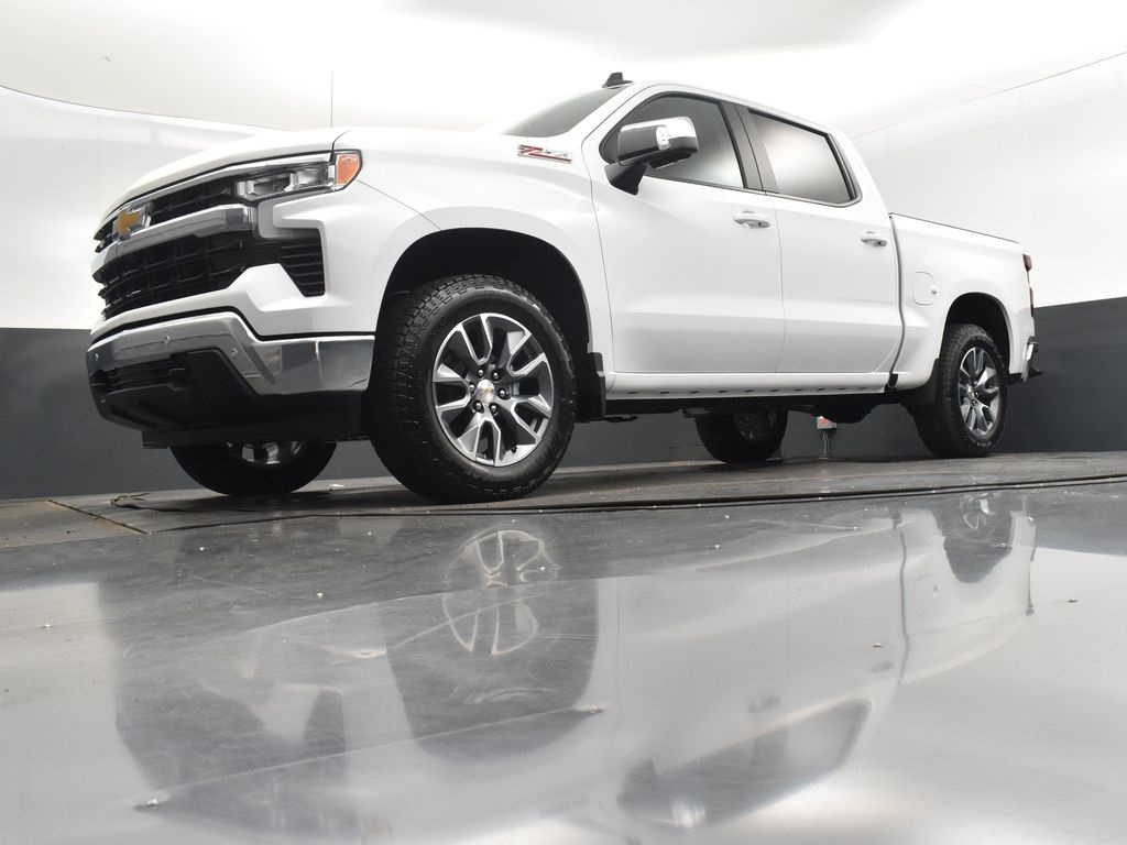 2026 Summit White Chevrolet Silverado 1500 LT 4X4 Truck
