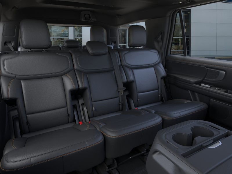 2025 Ford Expedition photo 11