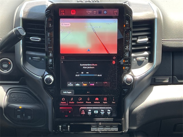2025 Ram 3500 Laramie photo 11