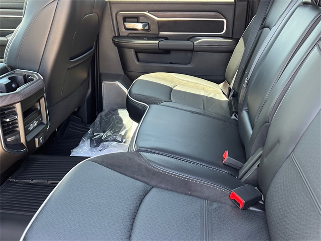 2025 Ram 3500 Laramie photo 16