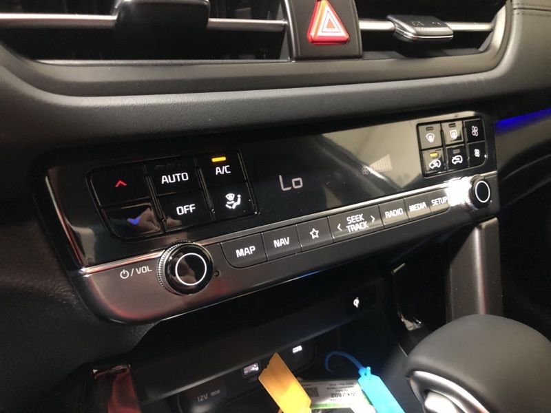 2026 Kia Seltos EX photo 23