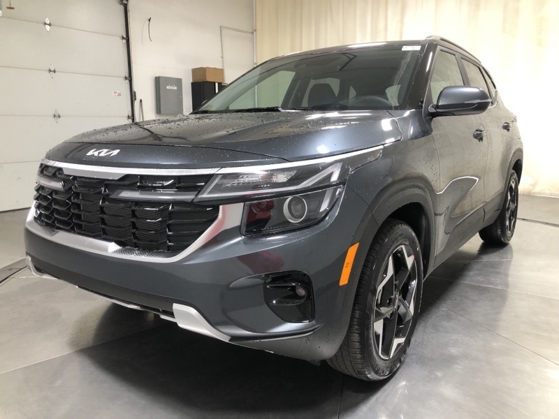 2026 Kia Seltos EX photo 2