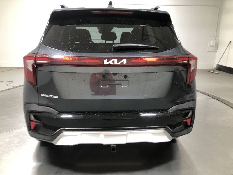 2026 Kia Seltos EX photo 5