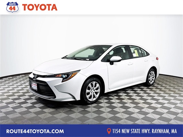 2026 Toyota Corolla LE's photo