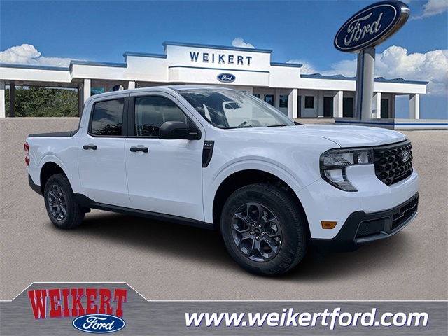2025 Oxford White Ford Maverick XLT AWD Truck