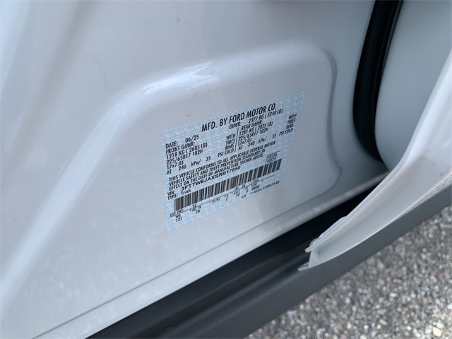 2025 Oxford White Ford Maverick XLT AWD Truck