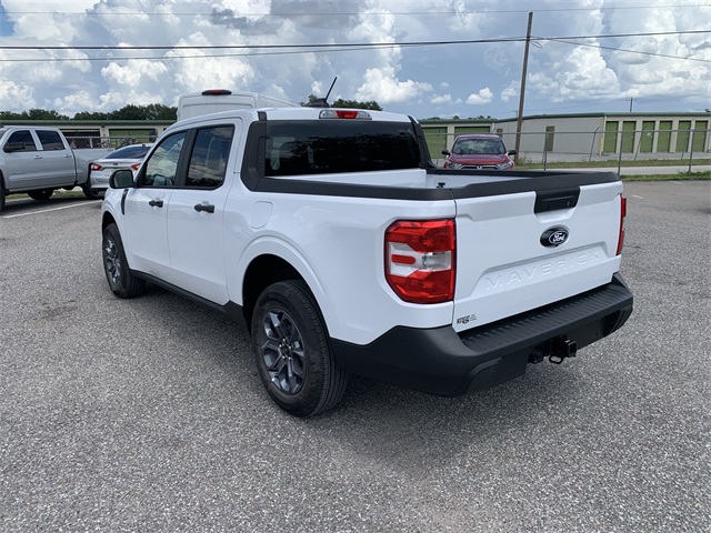 2025 Oxford White Ford Maverick XLT AWD Truck
