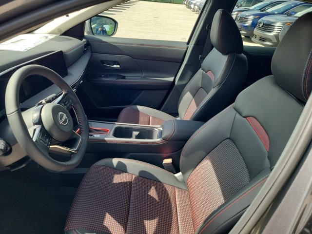 2025 Gun Metallic Nissan Kicks SR FWD SUV