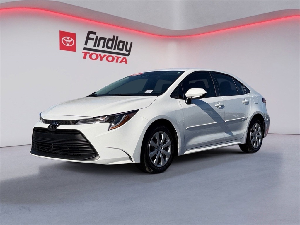 2026 Toyota Corolla LE's photo