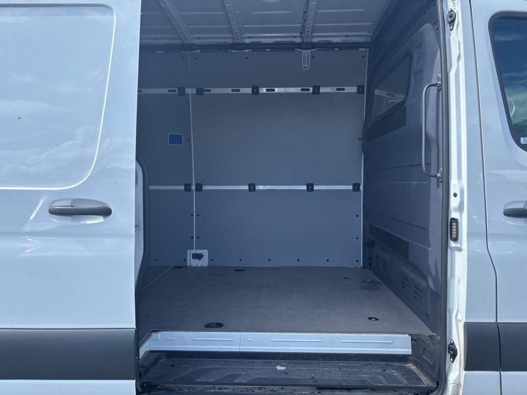 Used 2024 Mercedes-Benz Sprinter 2500 - photo 21