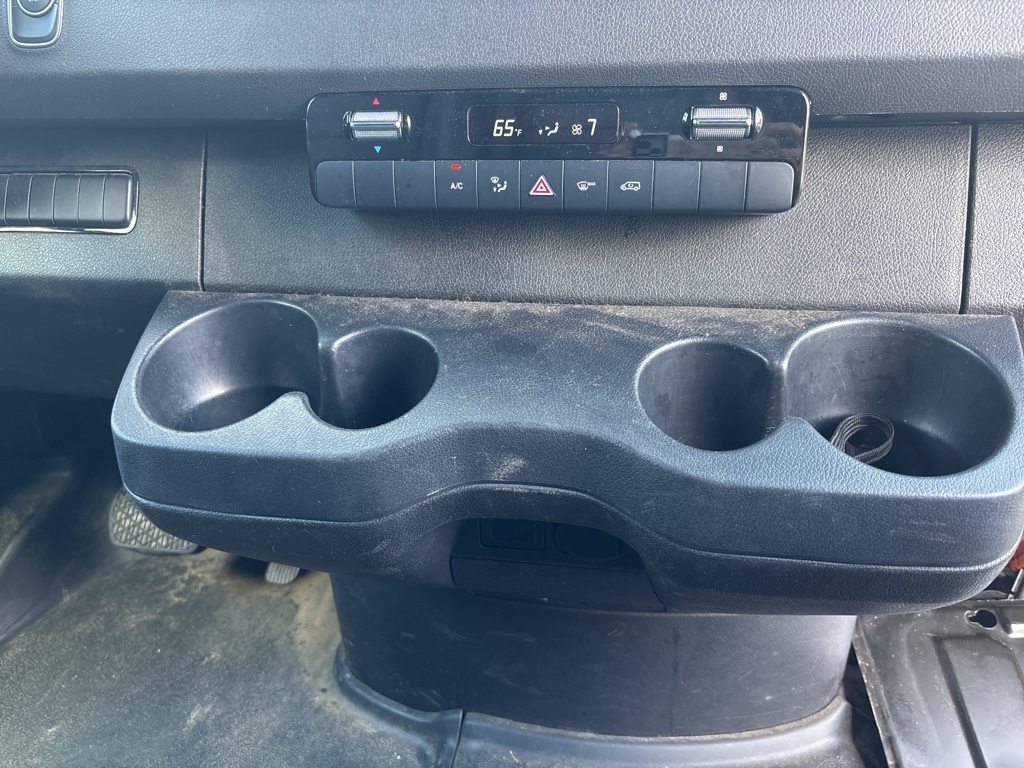 Used 2024 Mercedes-Benz Sprinter 2500 - photo 30