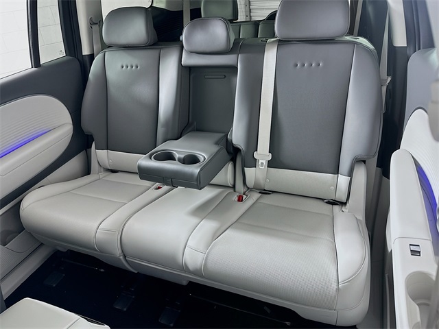 IONIQ 9 SEL