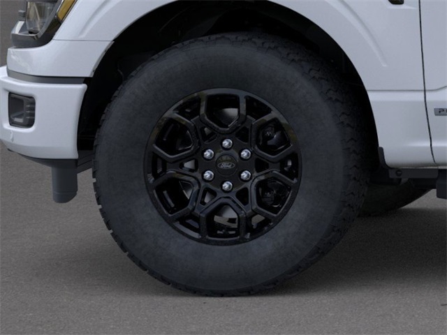 New 2025 Ford F-150 XLT 4D SuperCrew