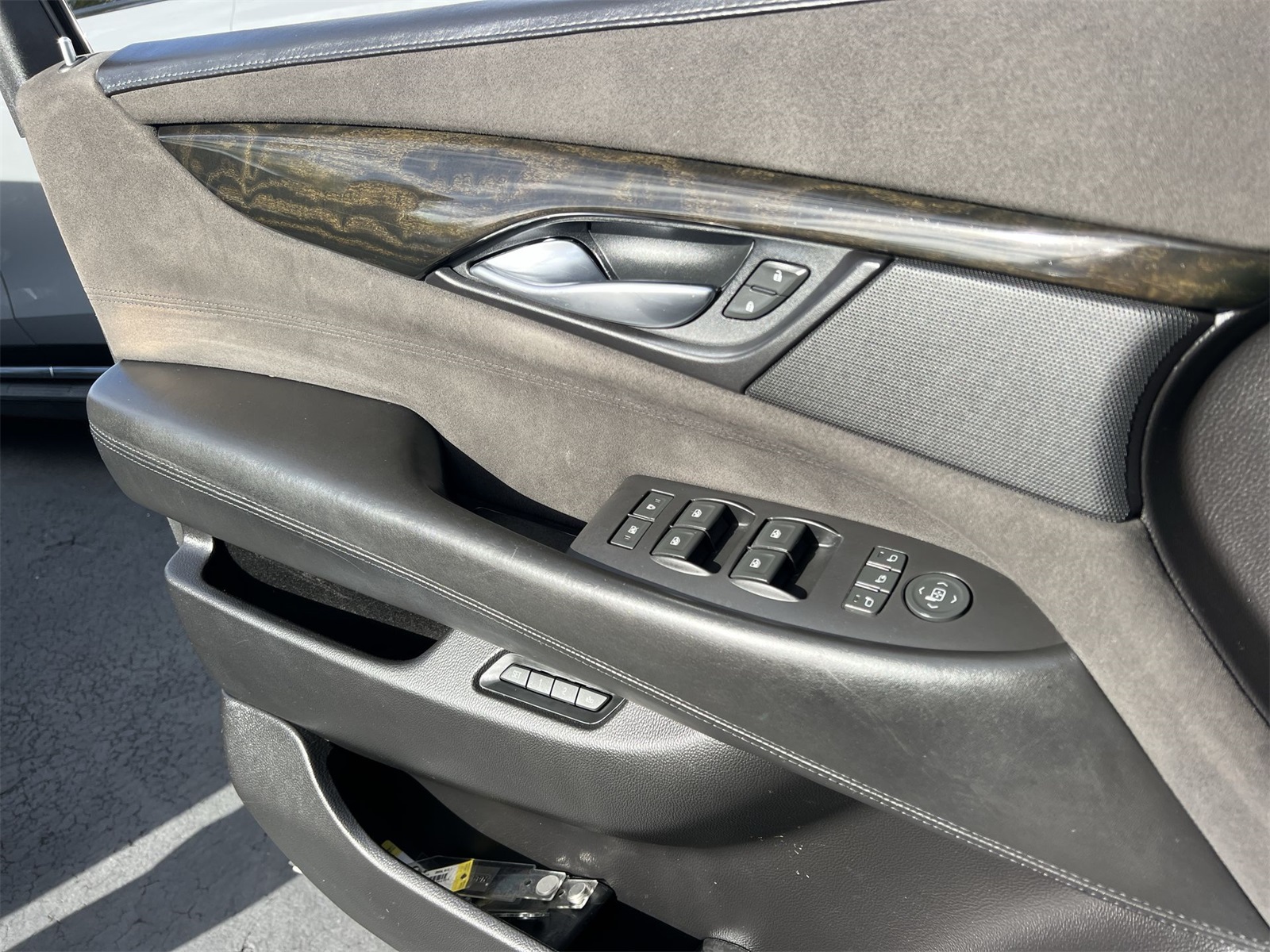 used 2017 Cadillac Escalade car, priced at $27,991