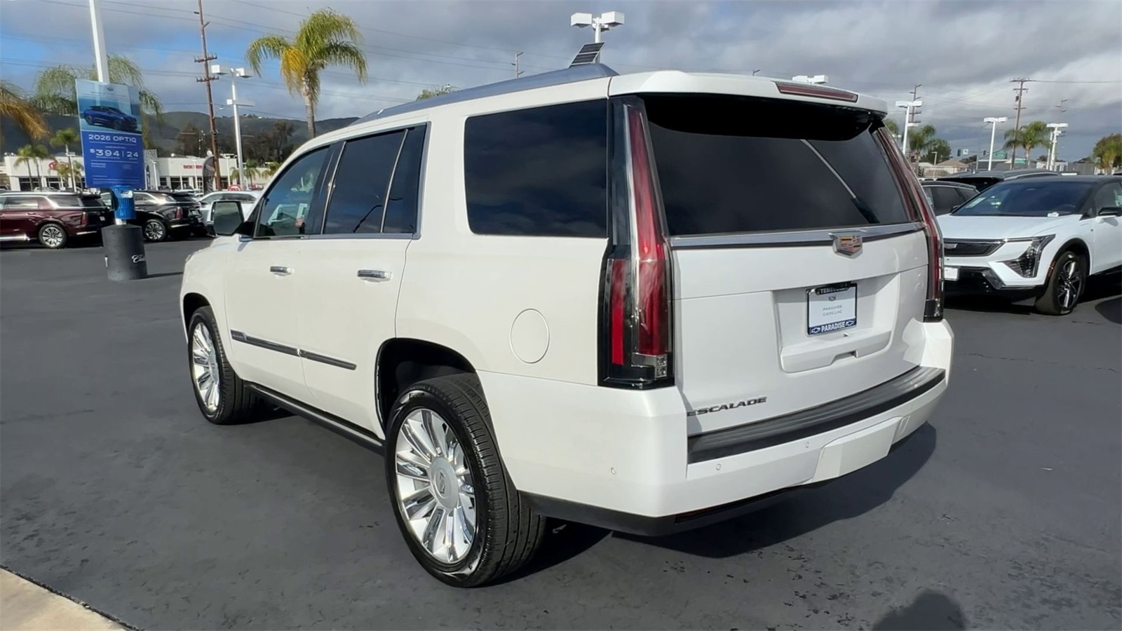 used 2017 Cadillac Escalade car, priced at $27,991