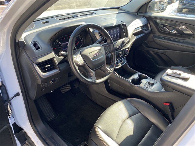 Additional photo of vehicle.